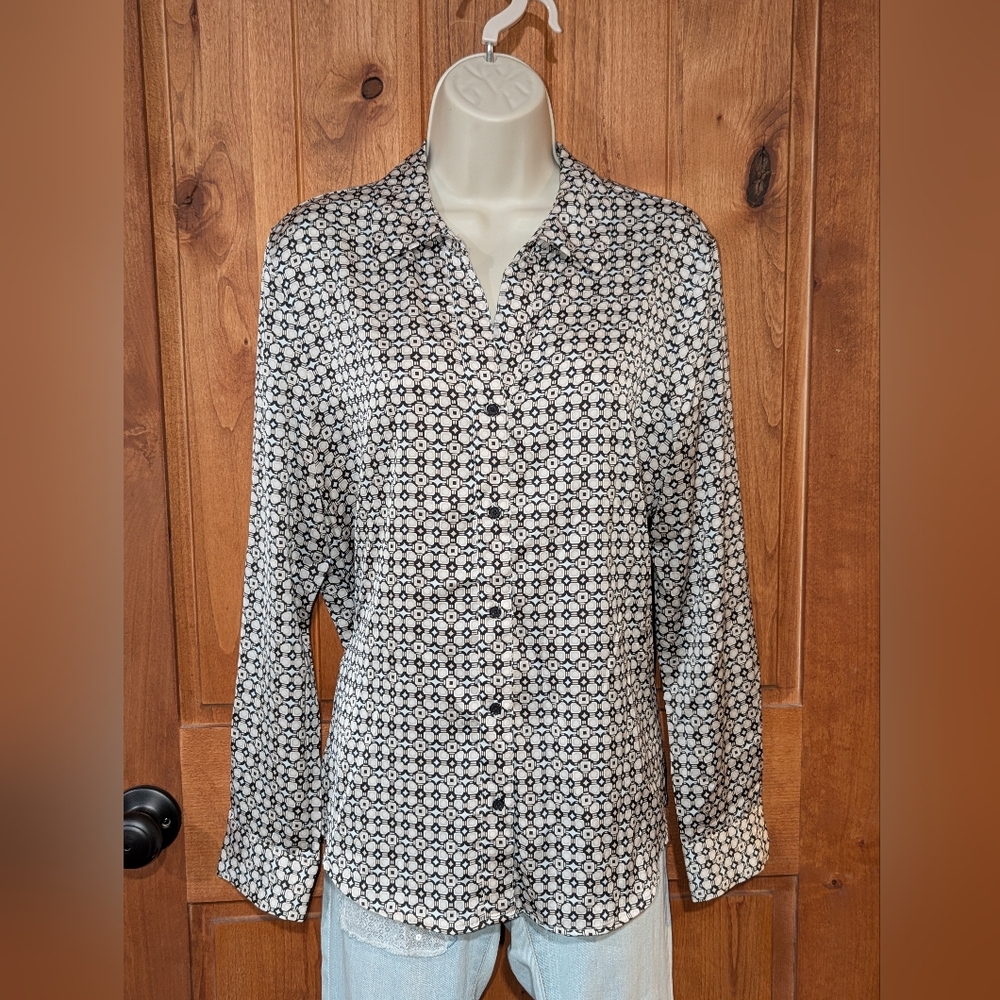Maison D'Amelie Chic Black and Cream Blouse